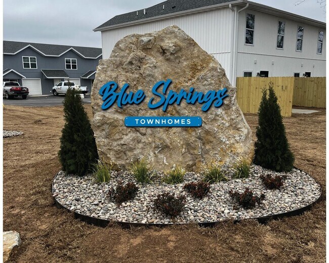 Foto del edificio - New 3 Bed 2.5 Bath with garage Townhome!!