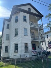 Building Photo - 77 Coombs St