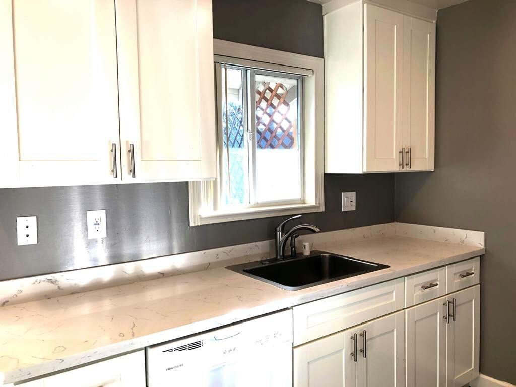 Foto principal - 465 Calderon Avenue, Unit 24