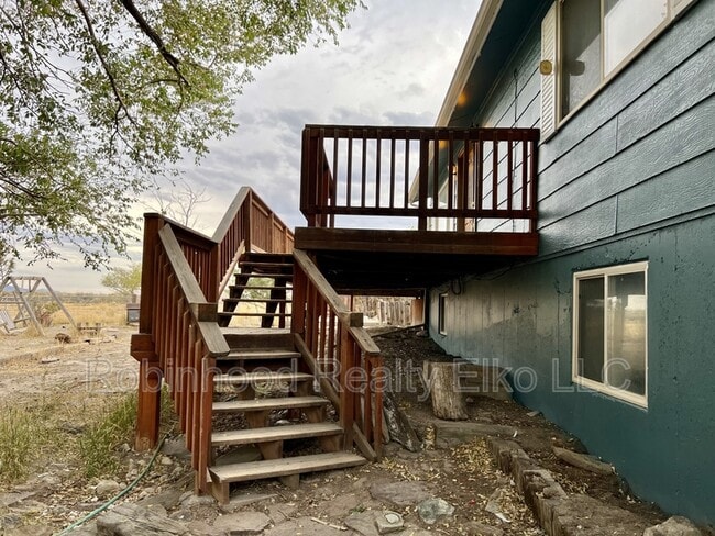 Building Photo - 16 Diamondback Ln