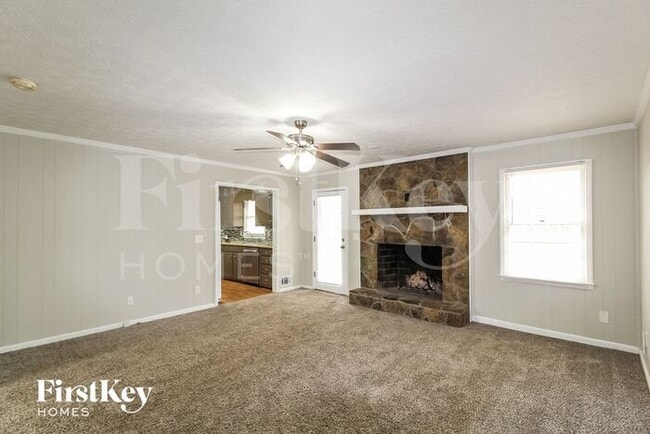 Building Photo - 2411 Ivy Way