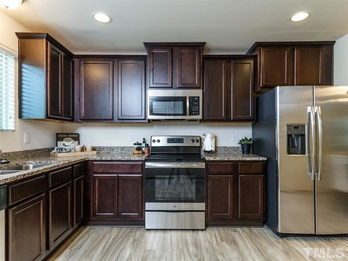 Foto principal - 1508 Eva Mae Dr