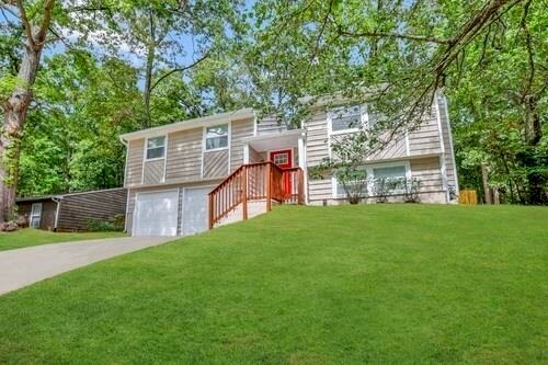 Foto del edificio - 5476 Martins Crossing Rd