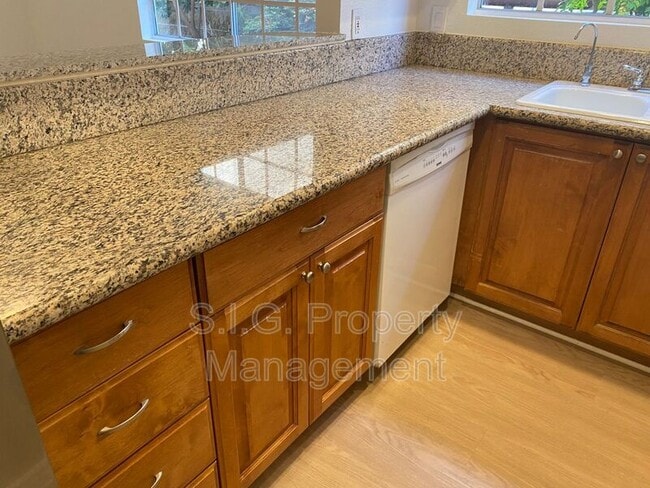 Foto del edificio - 522 E Maple St
