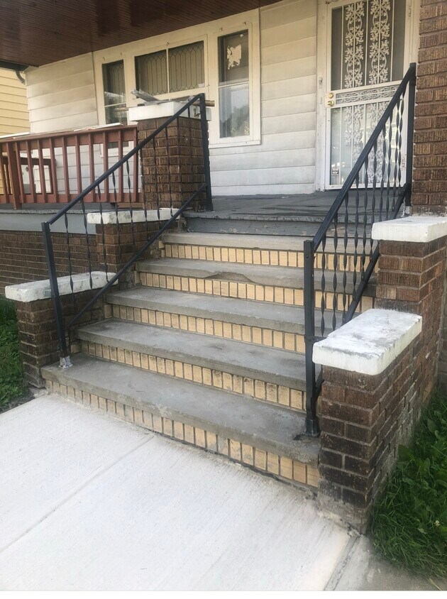 Foto del edificio - 876 Selwyn Rd