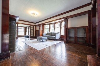 Foto del edificio - 11417 Wade Park Ave