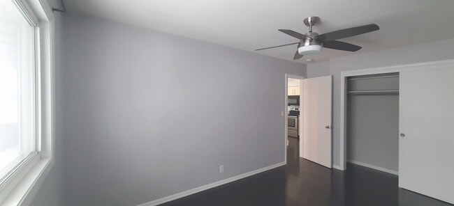 Dormitorio principal - 1929 3rd Ave NE