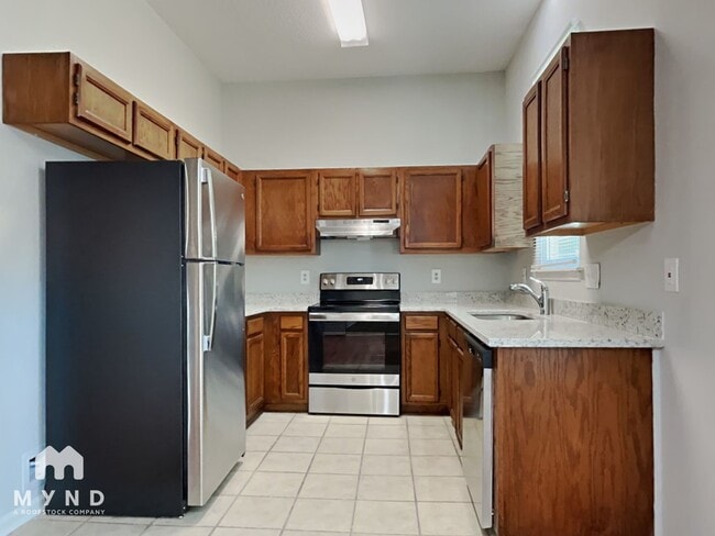 Building Photo - 6136 Sunbridge Ct