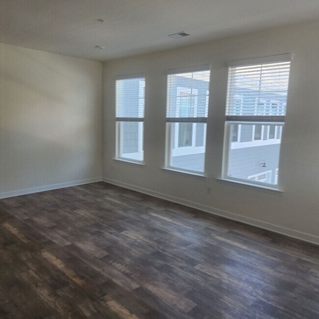 Foto del edificio - 4159 Northridge St