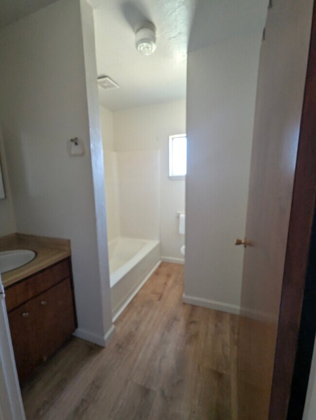 Foto del edificio - 2050 Tehama Ave