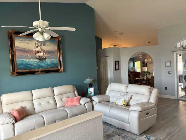 Building Photo - GLORIOUS POOL AND HOT TUB 3/2/3 HOME with Lemon tree and privacy!