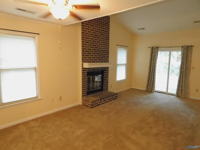 Building Photo - 1101 Liberty Dr