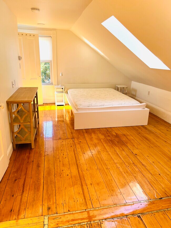 Foto del edificio - 9 Laurel St