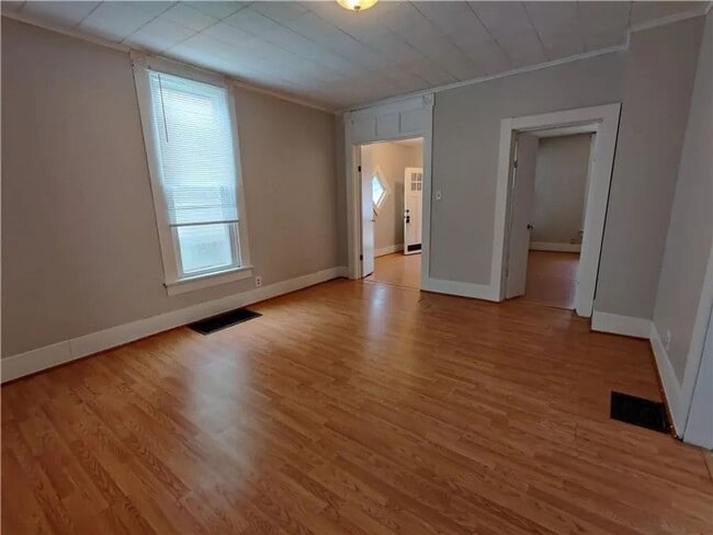 Foto del edificio - 406 W Franklin St