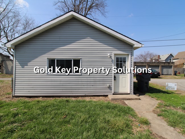 Building Photo - 1413 Walnut St