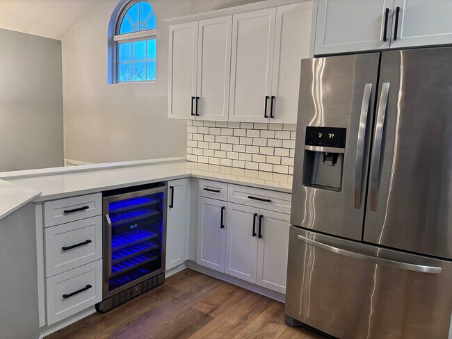 Building Photo - 1391 Grayshire Ct