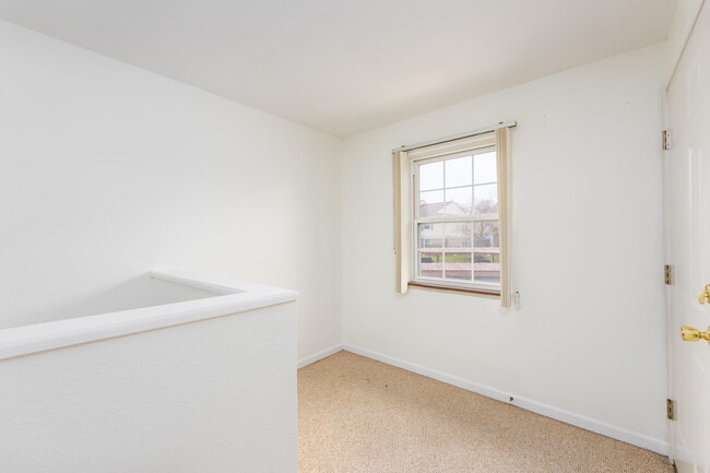 Building Photo - 19130 Northridge Dr