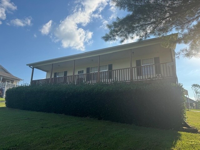 Foto principal - 3284 Mirandy Rd