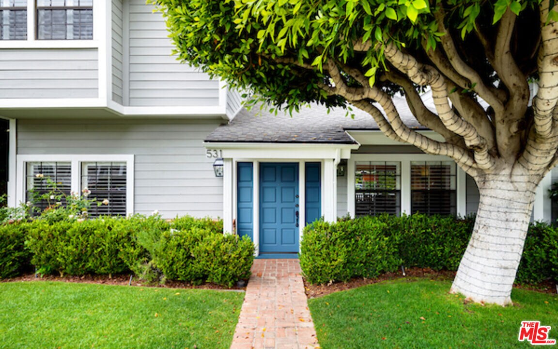 Foto principal - 531 N Almar Ave