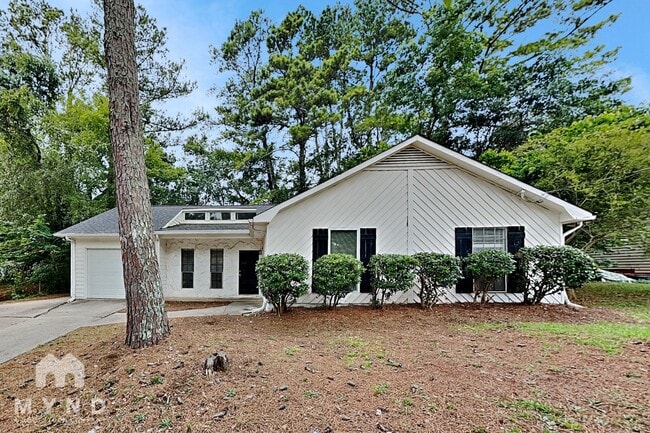 Building Photo - 3047 Brook Hollow Dr