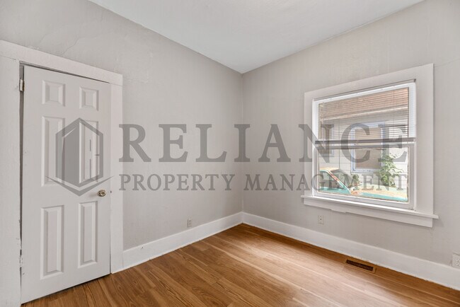 Building Photo - 411 N Madison Ave