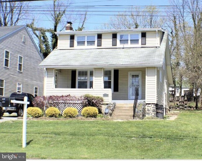 Building Photo - 6418 Dogwood Rd