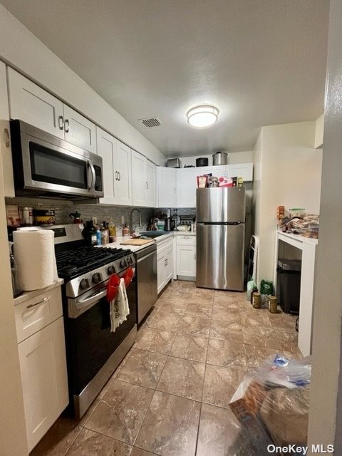 Foto del edificio - 82-76 Country Pointe Cir