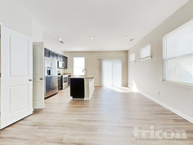 Foto del edificio - 323 Springwalk Ln