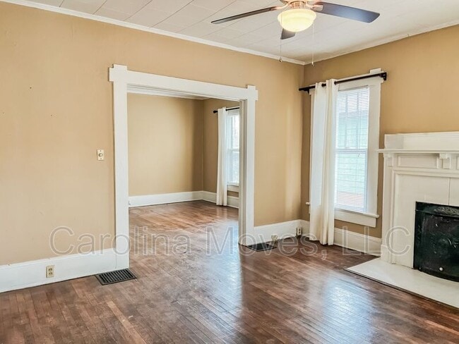 Foto del edificio - 771 Maple St