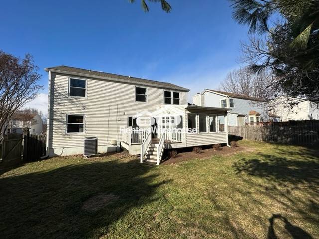 Building Photo - 7837 Golden Pine Cir