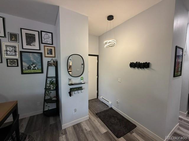 Foto del edificio - 2403 Glenarm Pl