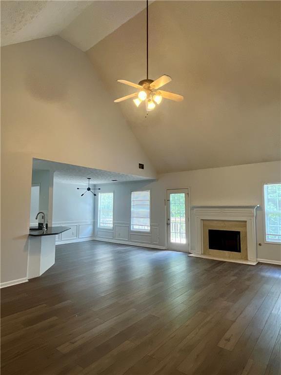 Foto del edificio - 1255 Martins Chapel Ln SE