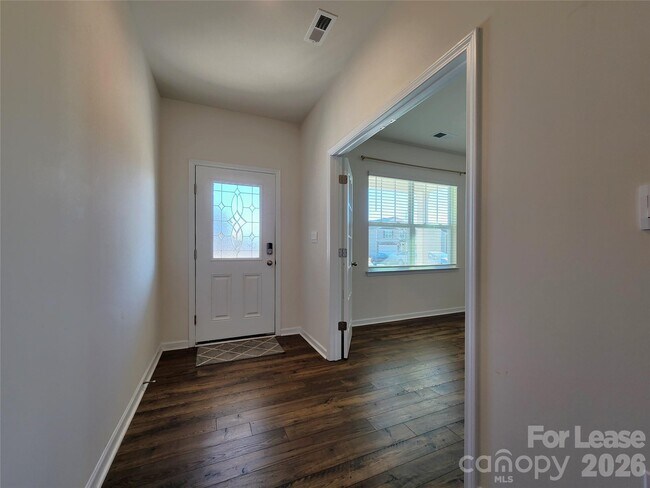 Foto del edificio - 125 Sycamore Xing Ct