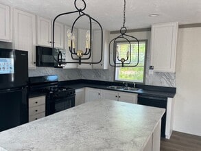 Building Photo - 540 Iowa