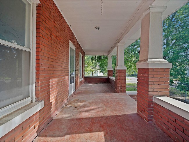 Building Photo - 102 F St NW