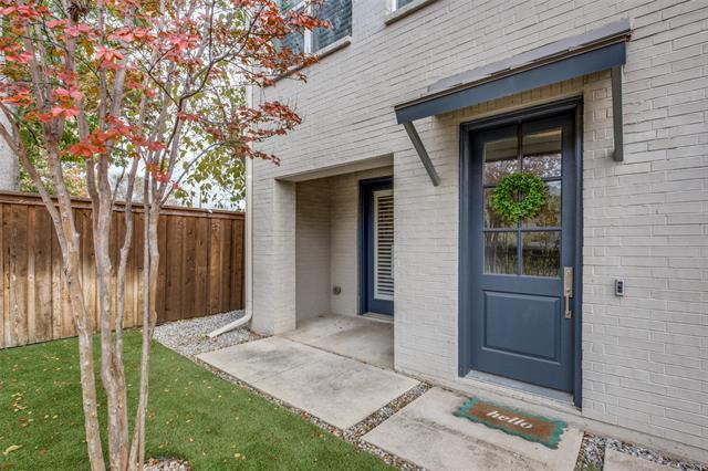 Building Photo - 6015 Chimera Ct