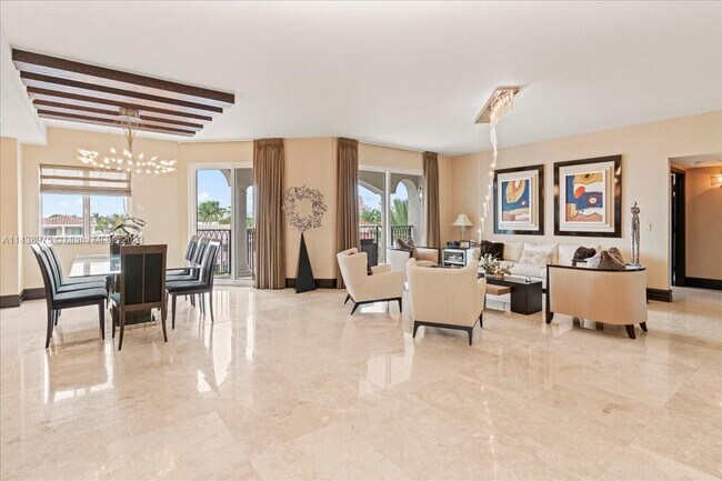 Foto del edificio - 2765 NE 14th St