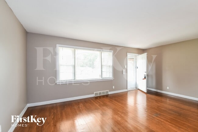 Building Photo - 1129 Jennings Station Rd