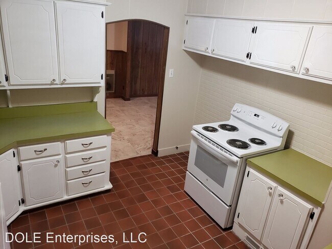 Building Photo - 2 br, 2 bath House - 421 S. Stadium