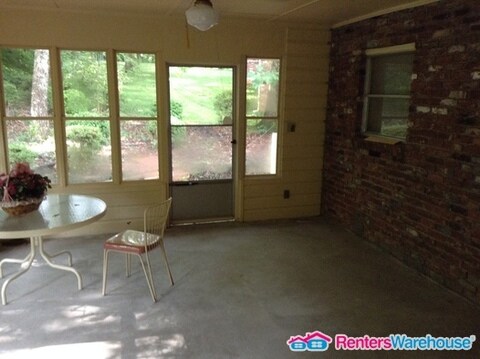 Building Photo - 1725 Moonstone Ct