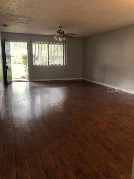 Foto del edificio - 810 E 20th St