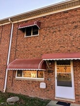 Building Photo - 1592 Ridgewick Dr