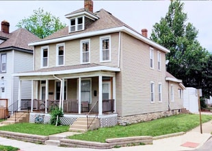 Building Photo - 144 E Maynard Ave