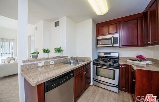 Foto del edificio - 5535 Canoga Ave