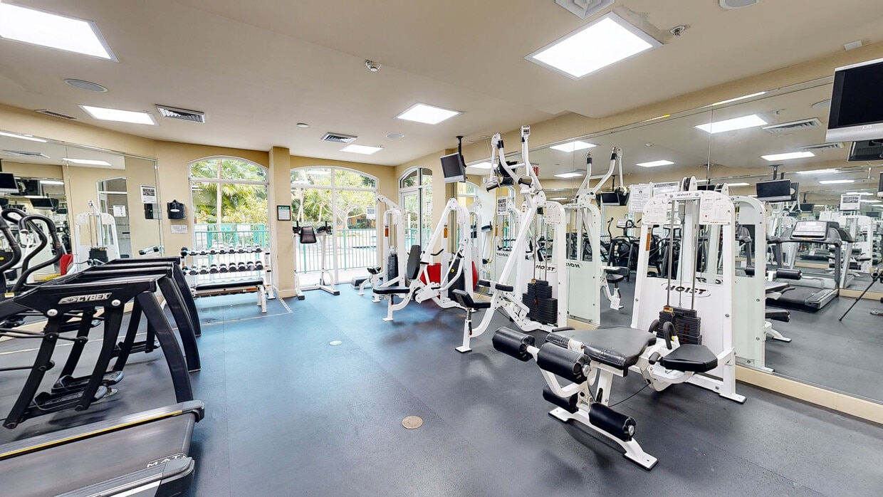 Photo - Valencia South Miami Apartments