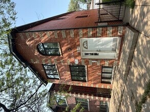 Building Photo - 2714 W 37th Pl