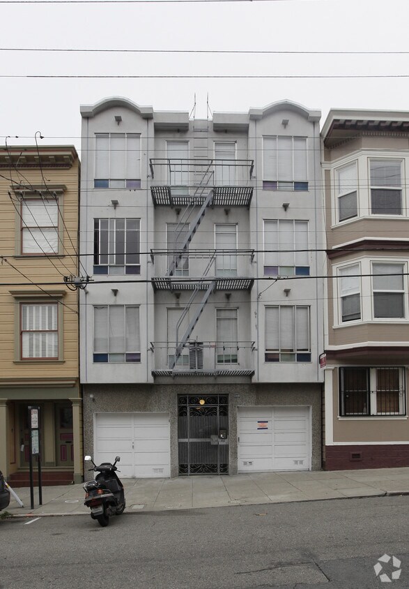 Building Photo - 1648-1650 Filbert St
