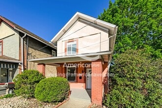 Building Photo - 1008 Hancock Ave