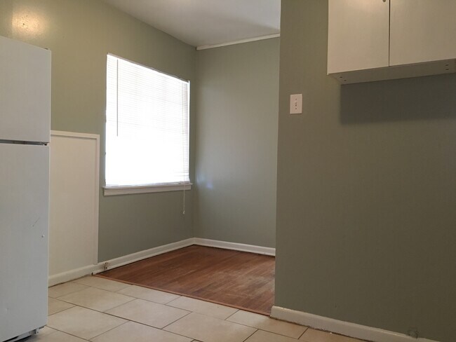 Foto del edificio - Cute 2/1!