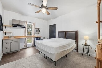 Building Photo - 156 Howard Newby Ln